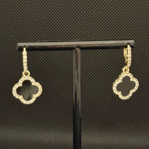 Four Leaf Clover Hoop Earrings💎 - Picture 11 of 12